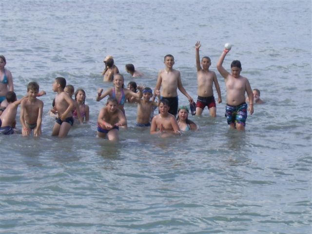 04